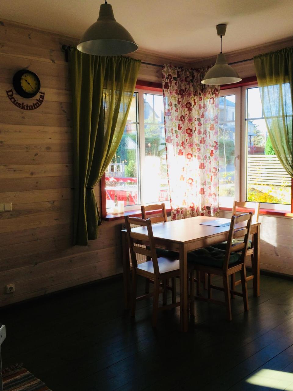Guest House Mr Fox Druskininkai Kültér fotó